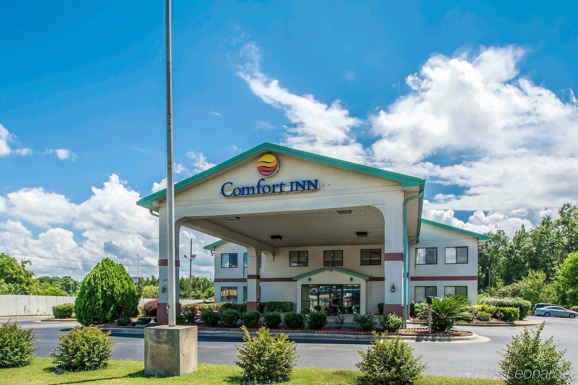Super 8 By Wyndham Montgomery I-65 Buitenkant foto